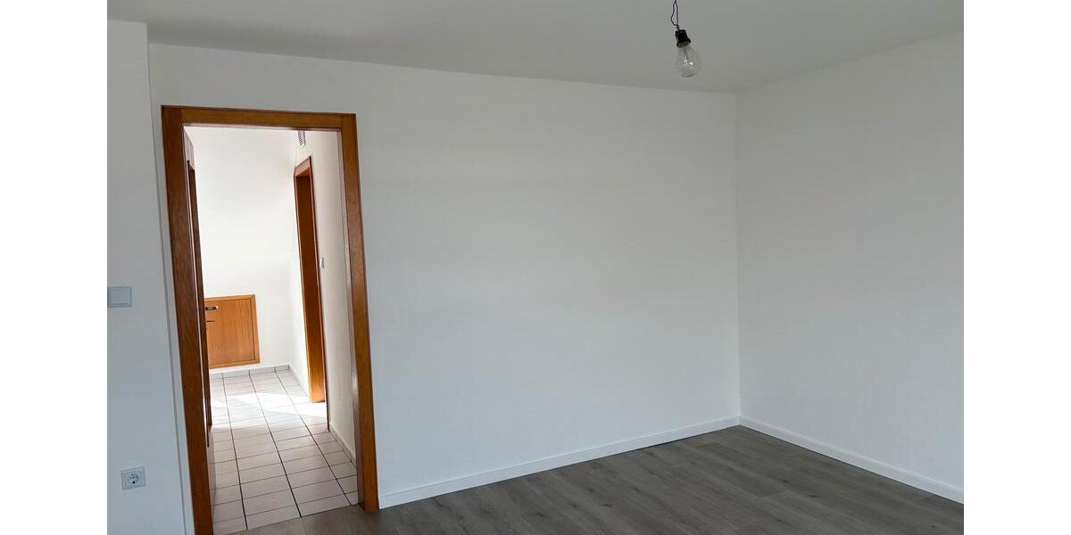 Dachgeschoßwohnung Witten Annen - 2 Zimmer, 50 m&sup2;, 325&euro; | Angebot:25404242
