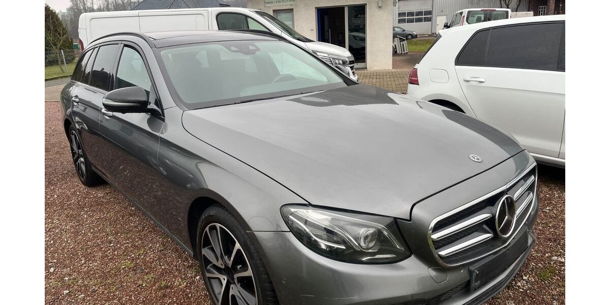 Mercedes-Benz E 220 383.243 km 15.400 &euro; Fröndenberg 58730