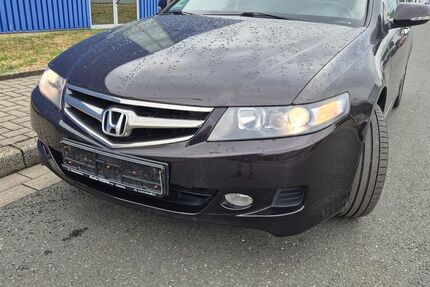 Honda Accord 234.400 km 5.199 &euro; Herne 44653