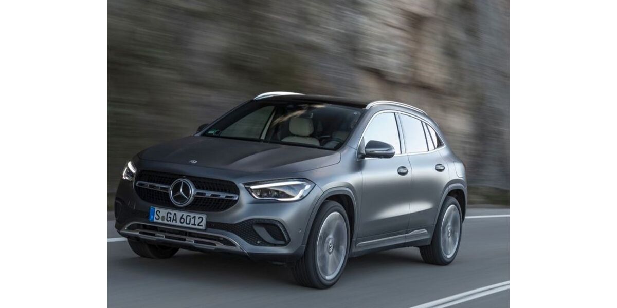 Mercedes-Benz GLA 180 28.600 km 26.900 &euro; Radevormwald 42477