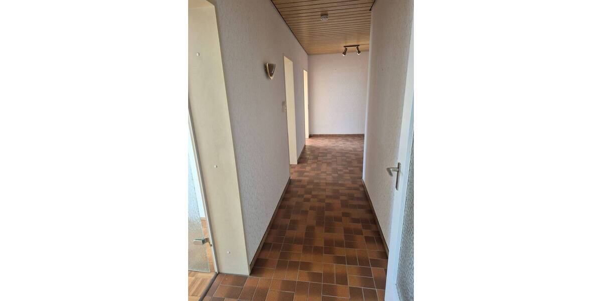 Terrassenwohnung Lüdenscheid Othlinghausen - 4 Zimmer, 130 m&sup2;, 220.000&euro; | Angebot:25769080
