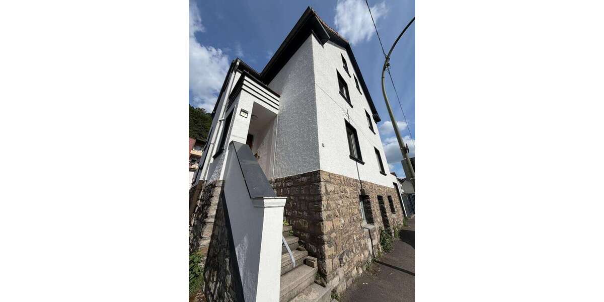 Einfamilienhaus Iserlohn Grüne - 8 Zimmer, 174 m&sup2;, 1.485&euro; | Angebot:26737956