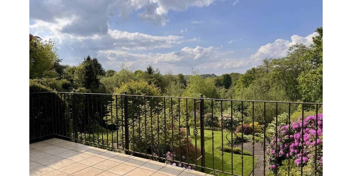 Doppelhaushälfte Velbert Neviges - 7 Zimmer, 186 m&sup2;, 479.000&euro; | Angebot:26754012