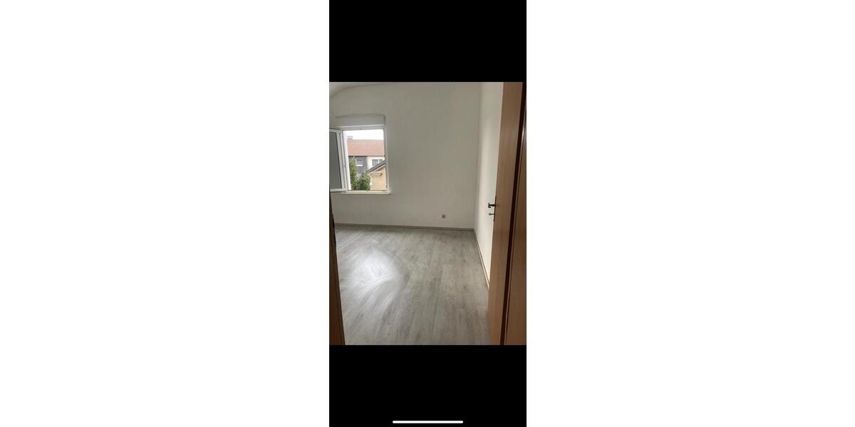 Etagenwohnung Dortmund Brackel - 3 Zimmer, 70 m&sup2;, 770&euro; | Angebot:24870042