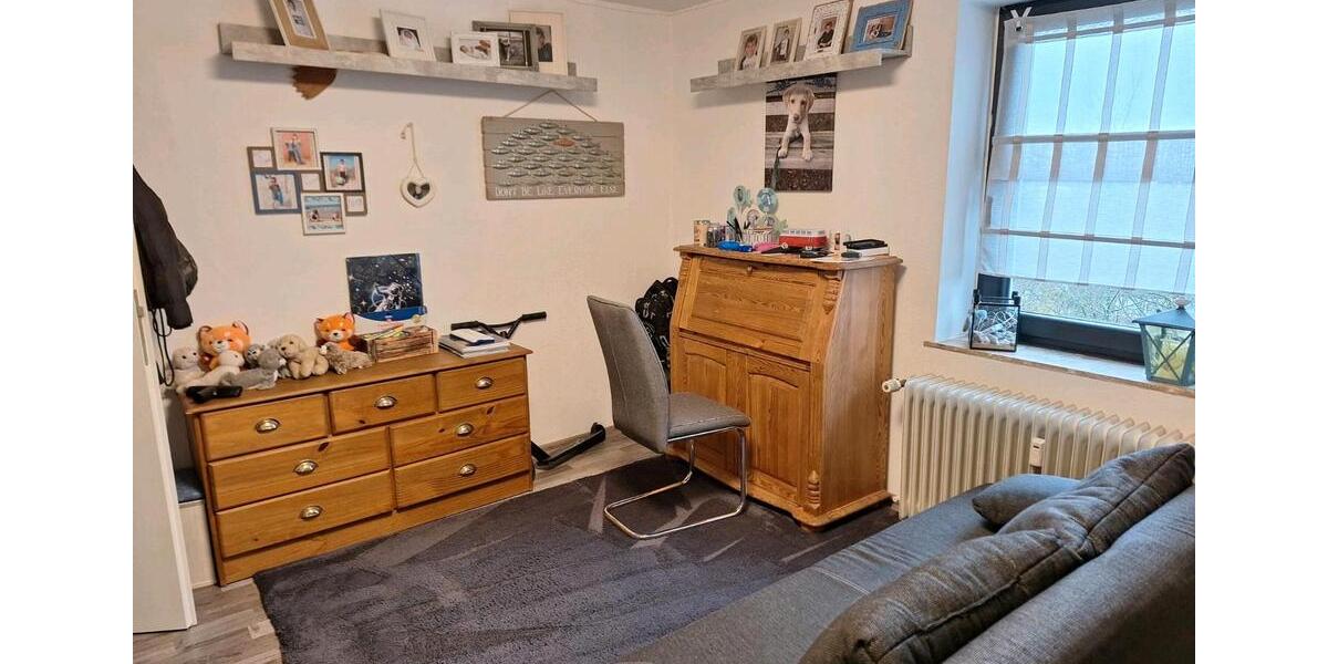 Dachgeschoßwohnung Halver - 3 Zimmer, 75 m&sup2;, 550&euro; | Angebot:24846376