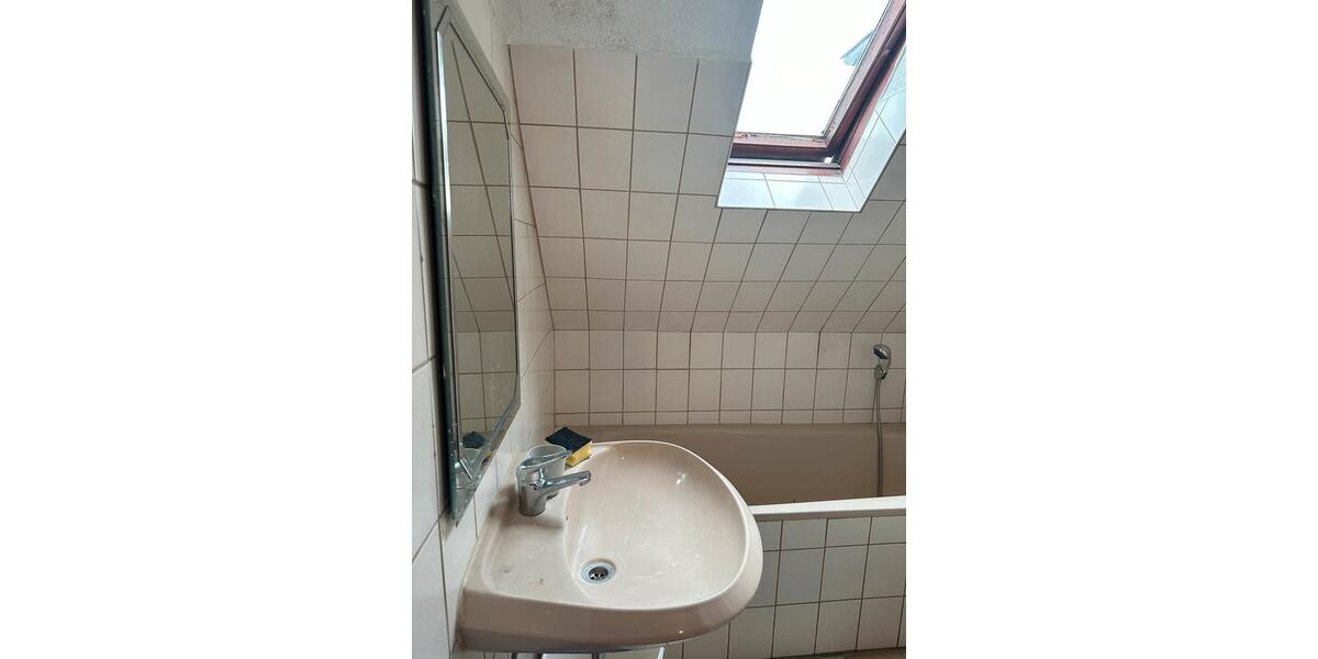 Etagenwohnung Witten - 2 Zimmer, 70 m&sup2;, 580&euro; | Angebot:27585728