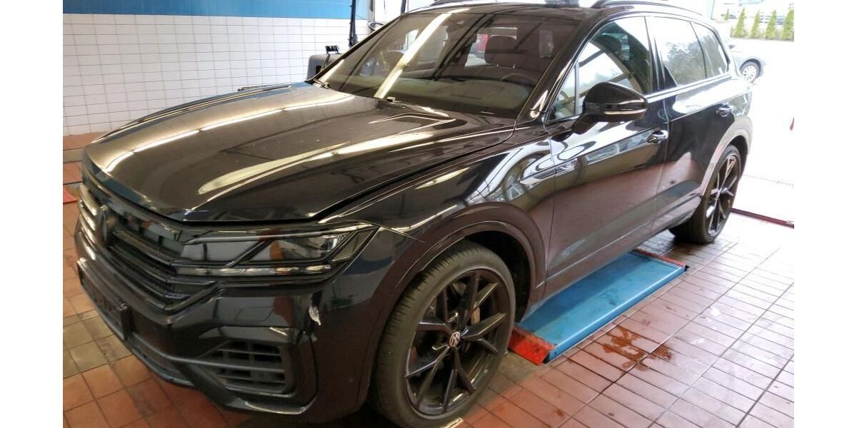 VW Touareg 74.083 km 51.556 &euro; Hagen 58091