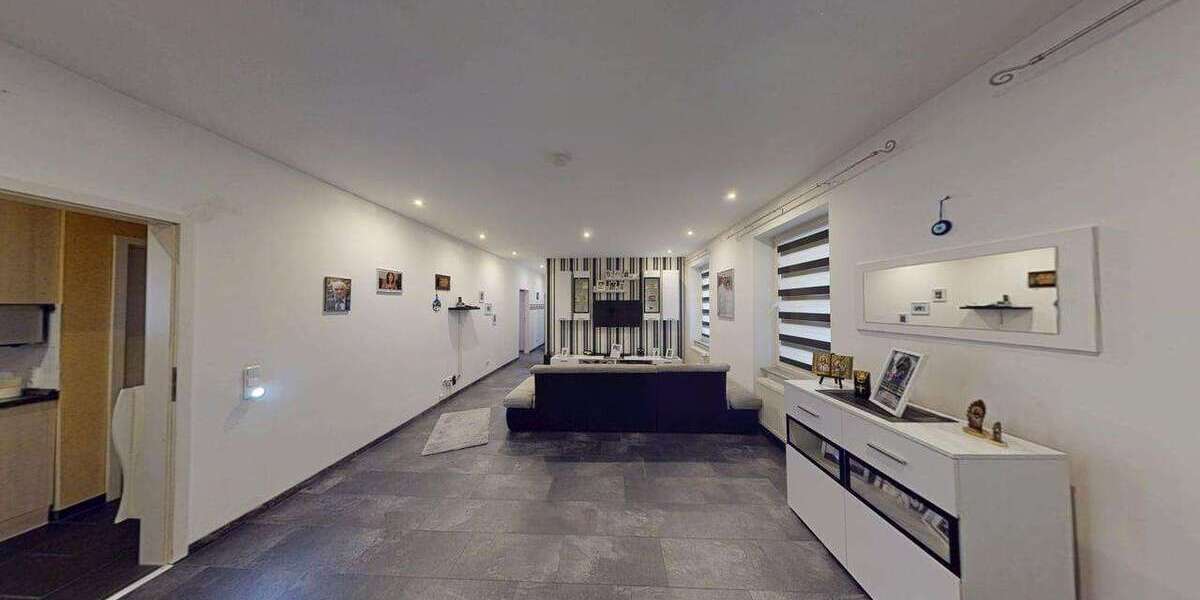 Etagenwohnung Wuppertal Wichlinghausen - 4 Zimmer, 94 m&sup2;, 900&euro; | Angebot:25756339