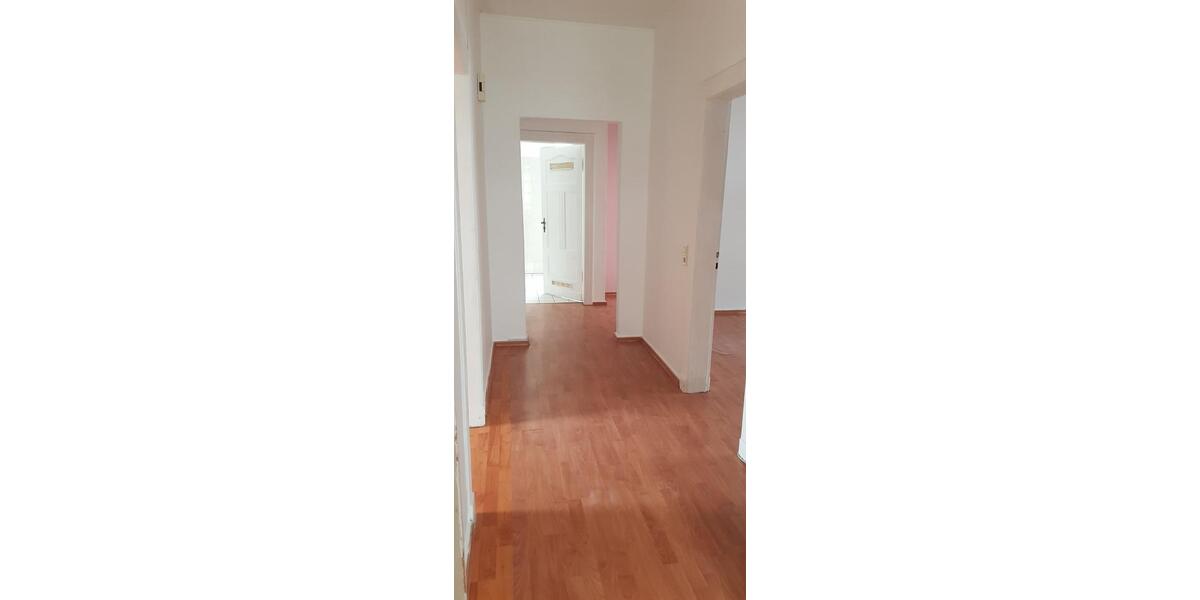 Etagenwohnung Lüdenscheid Brügge - 4 Zimmer, 92 m&sup2;, 480&euro; | Angebot:25406277