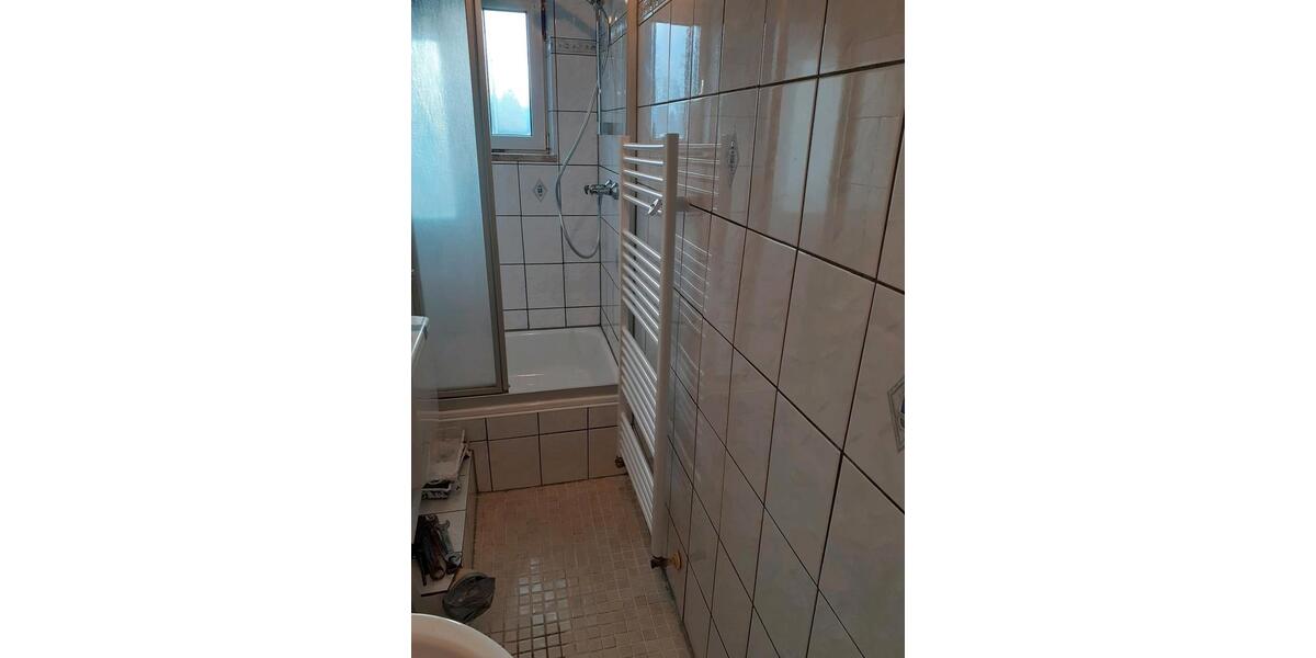 Etagenwohnung Remscheid Gemarkung Bergisch Born - 2 Zimmer, 36 m&sup2;, 310&euro; | Angebot:26634723
