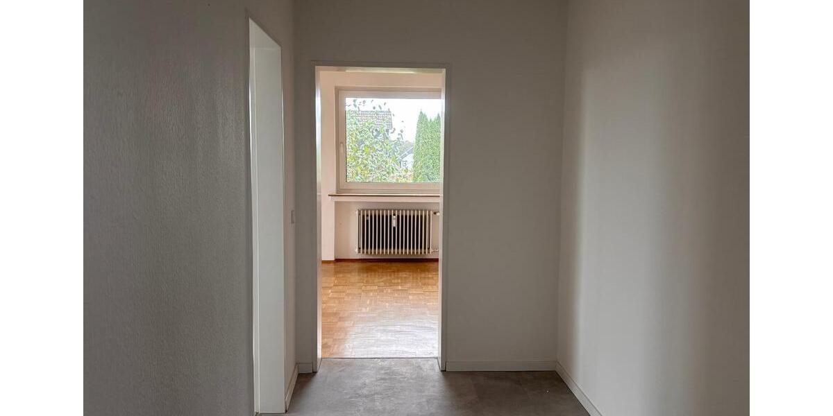 Etagenwohnung Wuppertal Dönberg - 3 Zimmer, 105 m&sup2;, 960&euro; | Angebot:27595418