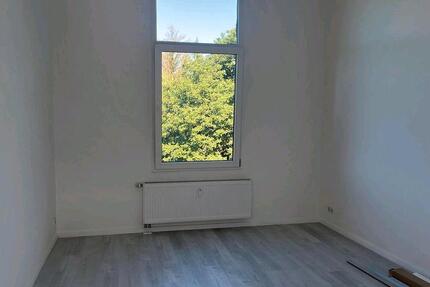 Wohnung Remscheid Lüttringhausen - 2 Zimmer, 62 m&sup2;, 750&euro; | Angebot:26636130