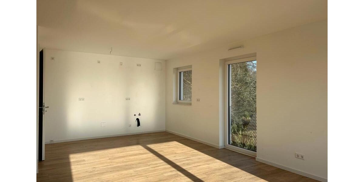 Etagenwohnung Remscheid Gemarkung Bergisch Born - 3 Zimmer, 156 m&sup2;, 1.853&euro; | Angebot:24764488