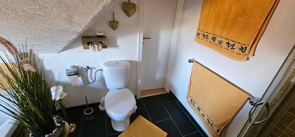 Dachgeschoßwohnung Remscheid Lüttringhausen - 3 Zimmer, 86 m&sup2;, 179.999&euro; | Angebot:27619116