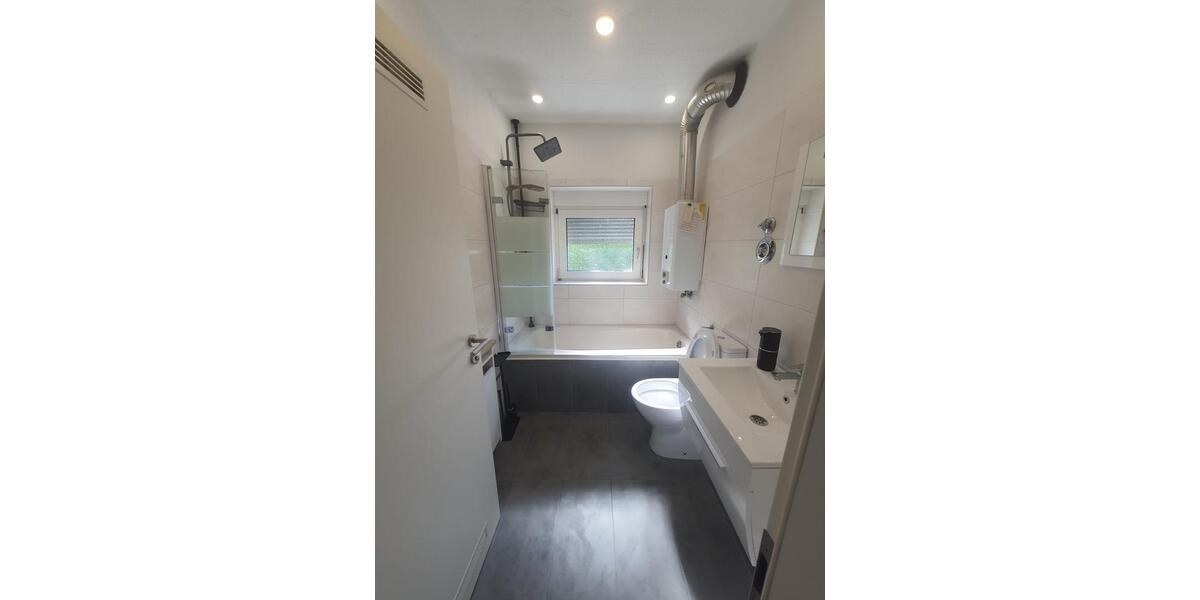 Etagenwohnung Lüdenscheid - 4 Zimmer, 90 m&sup2;, 150.000&euro; | Angebot:26716093