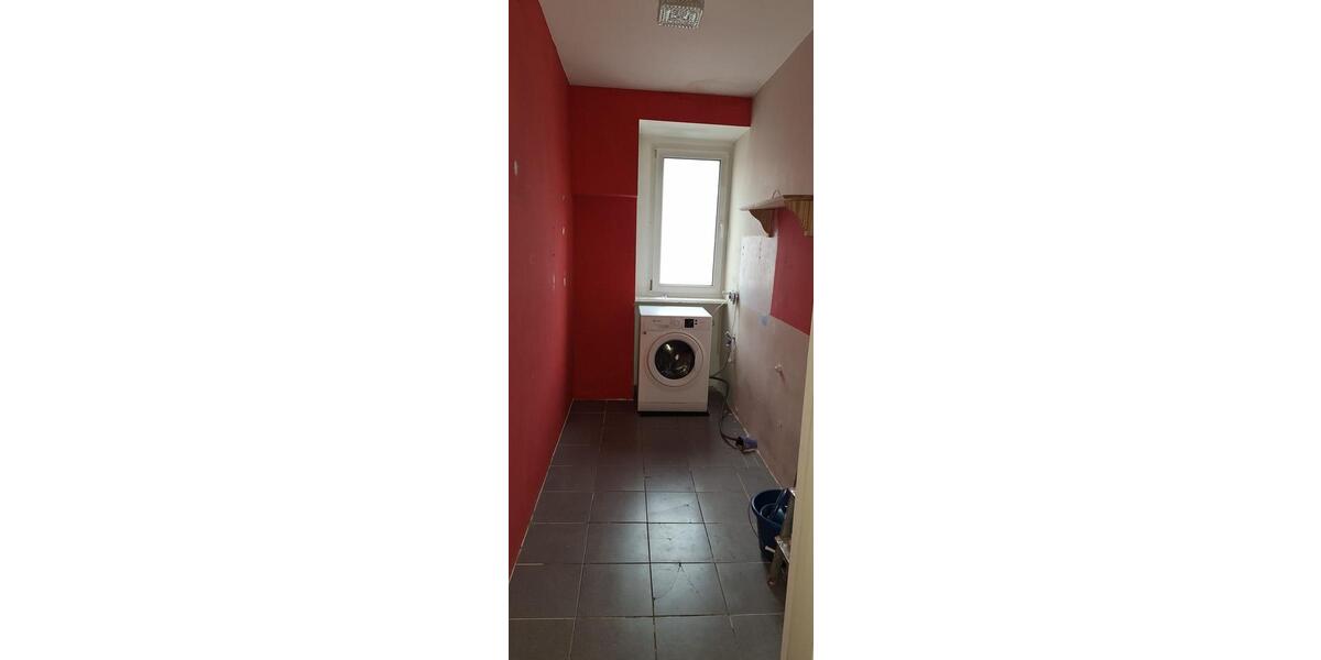 Etagenwohnung Wuppertal Gemarkung Langerfeld - 4 Zimmer, 107 m&sup2;, 250&euro; | Angebot:26545796