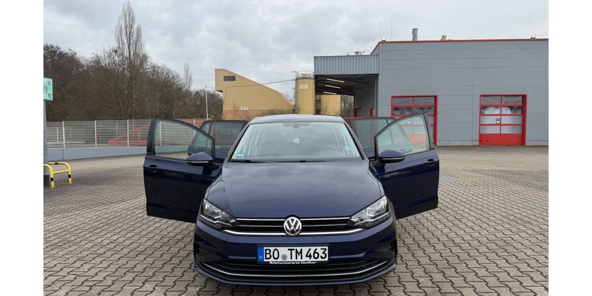 VW Golf Sportsvan 42.800 km 18.750 &euro; Bochum 44894