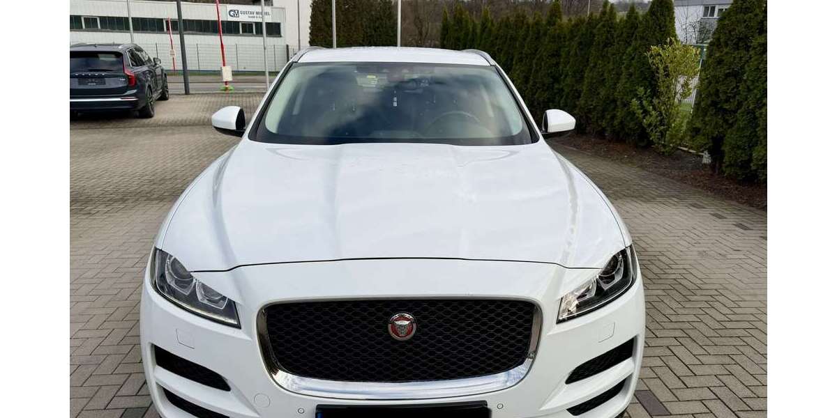 Jaguar F-Pace 121.680 km 18.000 &euro; Nachrodt-Wiblingwerde 58769