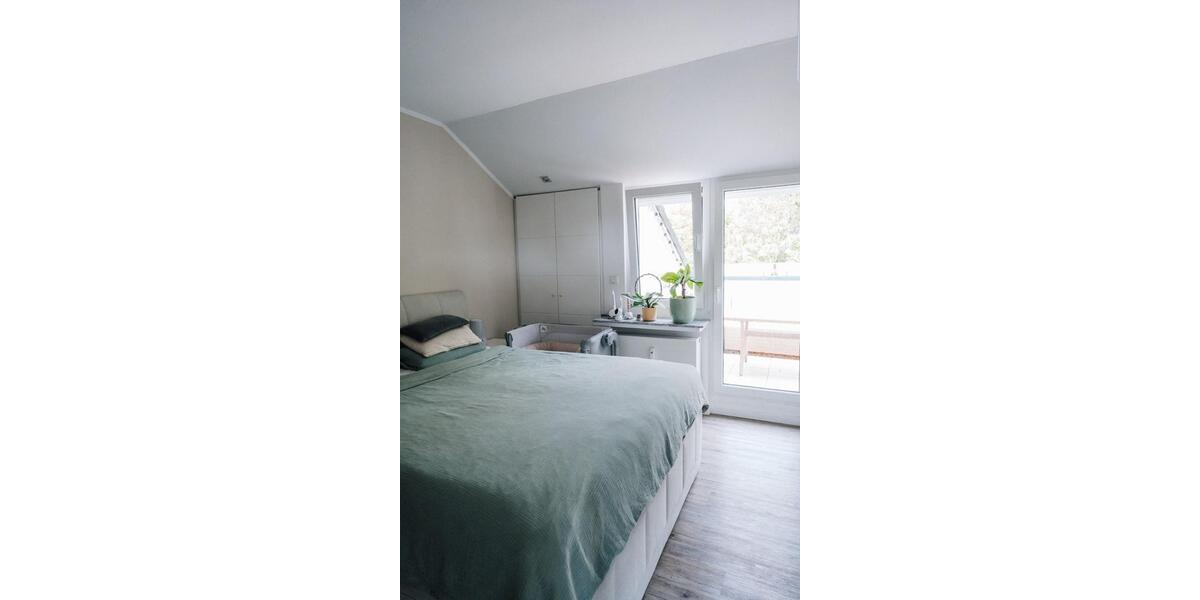 Dachgeschoßwohnung Schwerte - 3 Zimmer, 89 m&sup2;, 265.000&euro; | Angebot:27002447
