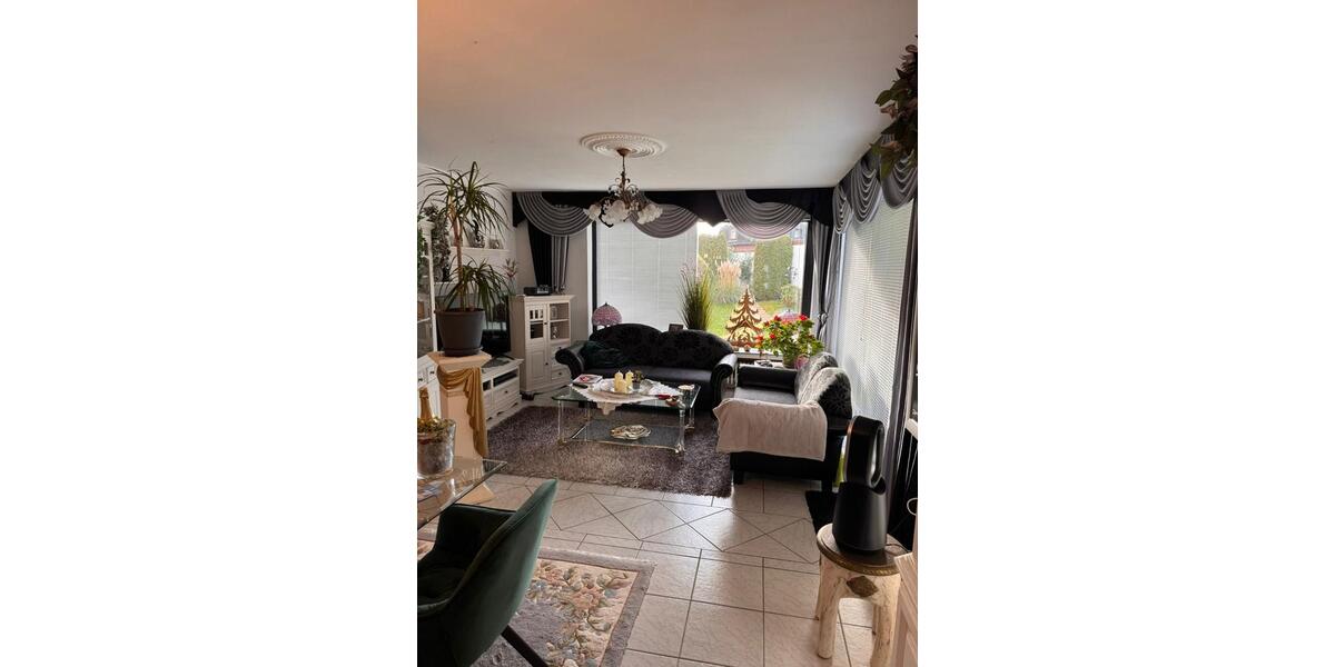 Bungalow Dortmund Brackel - 4.5 Zimmer, 100 m&sup2;, 330.000&euro; | Angebot:25900195