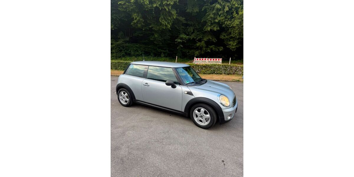 Mini ONE 95.200 km 3.899 &euro; Ennepetal 58256