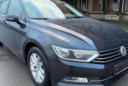 VW Passat Variant 233.000 km 7.500 &euro; Wuppertal 42389
