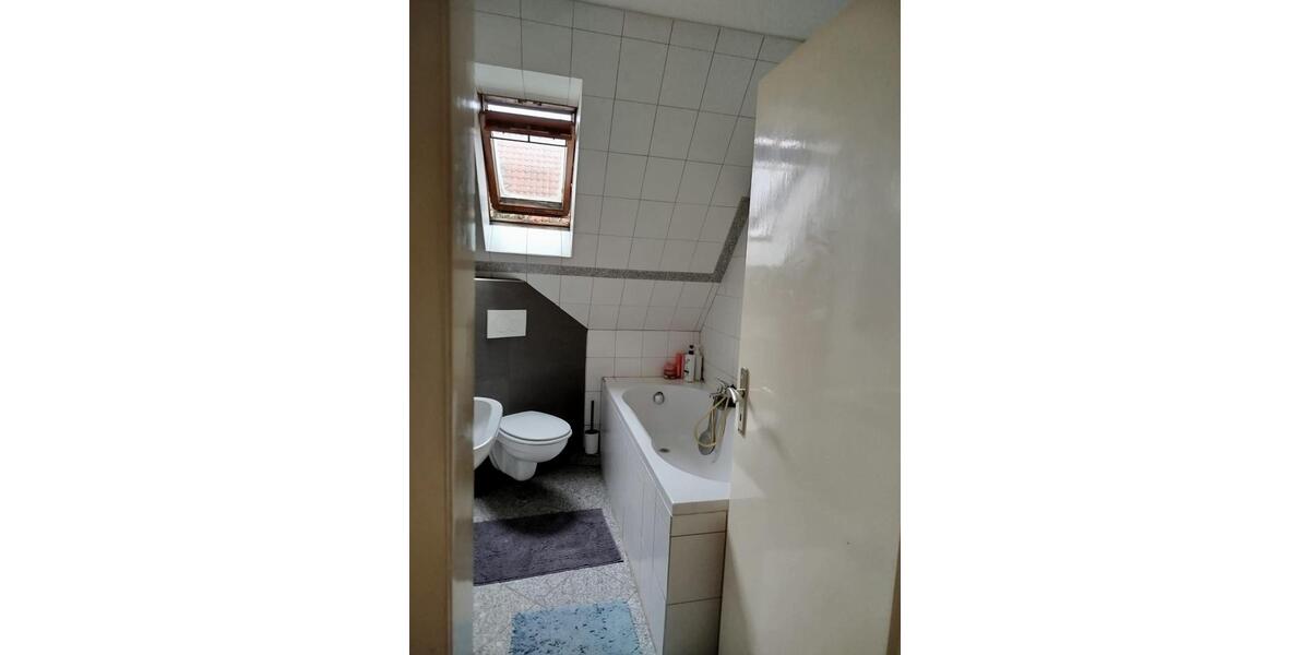 Etagenwohnung Altena - 4 Zimmer, 110 m&sup2;, 1.000&euro; | Angebot:24813241