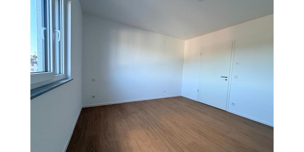 Etagenwohnung Radevormwald - 4 Zimmer, 119 m&sup2;, 1.547&euro; | Angebot:26686417