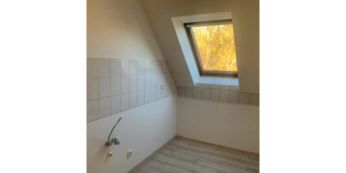 Dachgeschoßwohnung Herne Wanne - 3 Zimmer, 65 m&sup2;, 399&euro; | Angebot:25784507