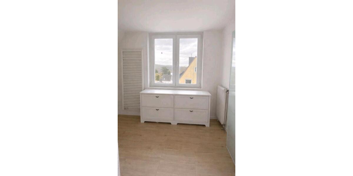 Etagenwohnung Gevelsberg - 4 Zimmer, 105 m&sup2;, 1.000&euro; | Angebot:26008414