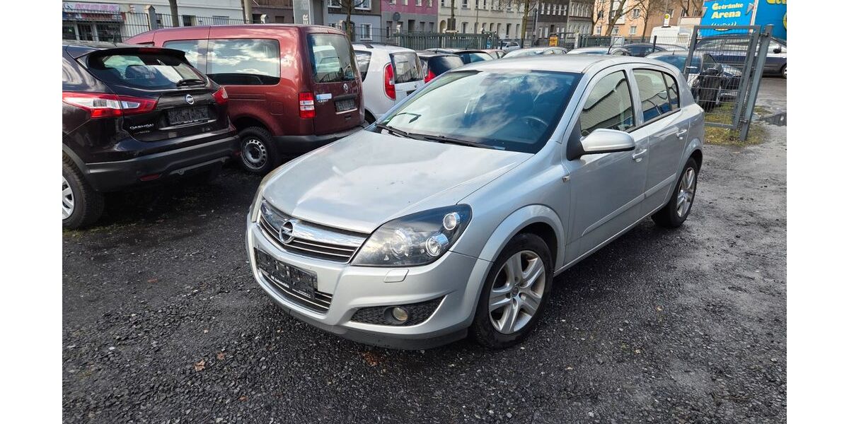 Opel Astra 172.000 km 3.499 &euro; Dortmund 44147