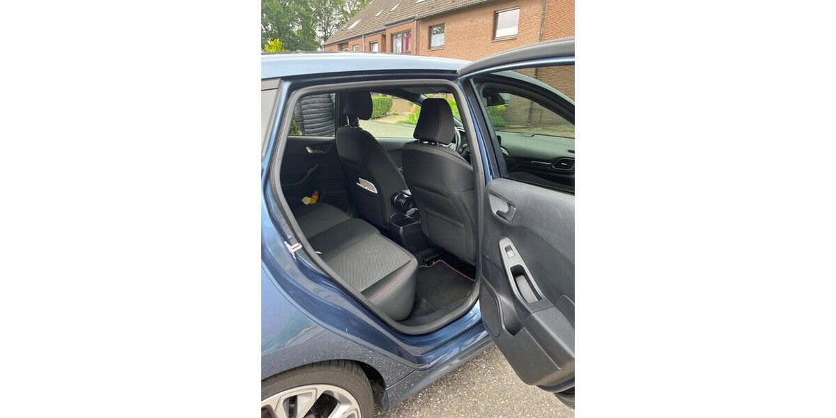 Ford Fiesta st line 95.143 km 14.900 &euro; Sprockhövel 45549