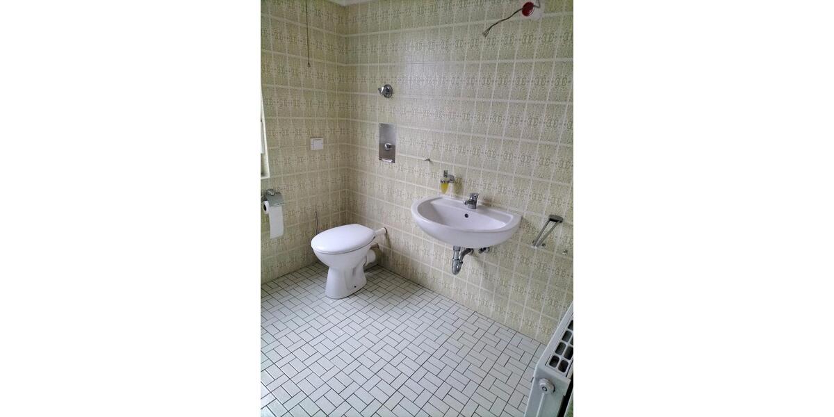 Erdgeschoßwohnung Hagen Hagen-Mitte - 3 Zimmer, 77 m&sup2;, 800&euro; | Angebot:27606105