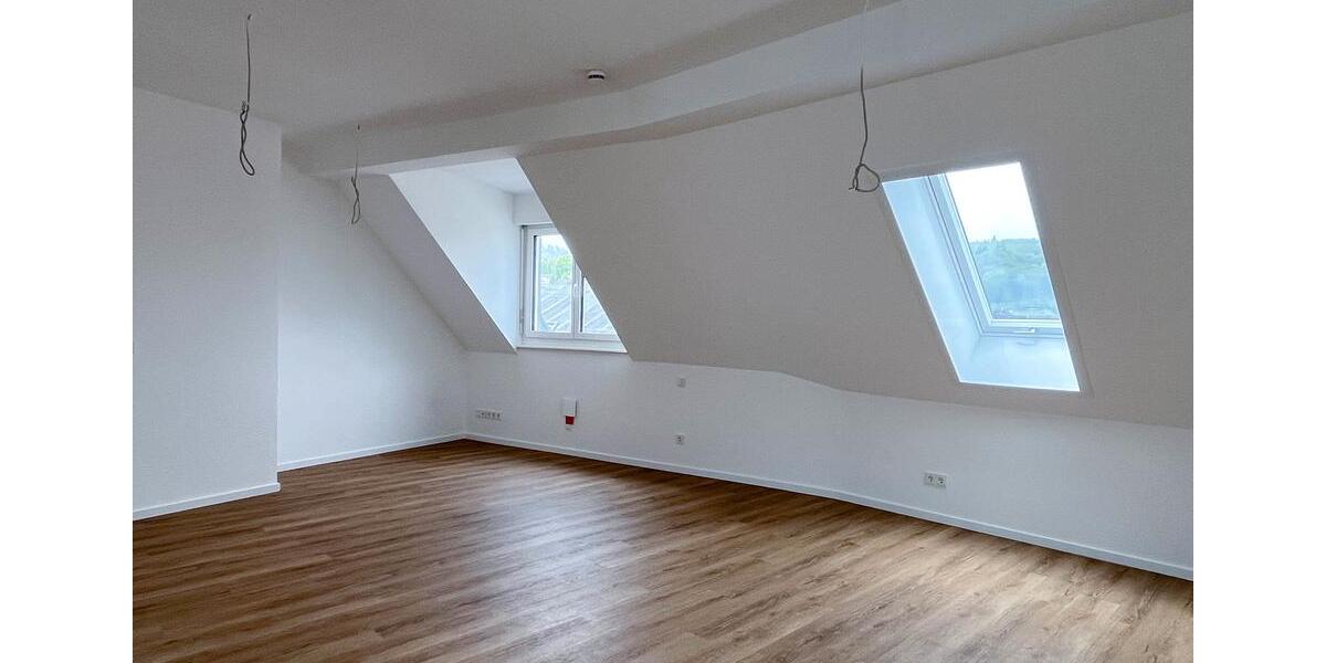 Dachgeschoßwohnung Iserlohn - 2 Zimmer, 62 m&sup2;, 744&euro; | Angebot:22266699