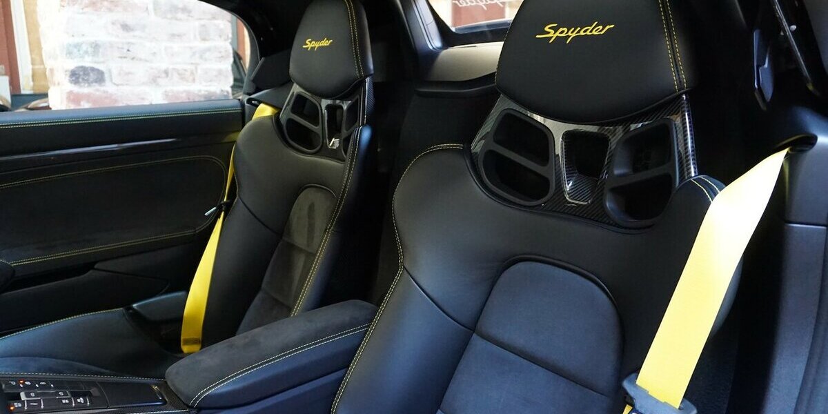 Porsche Cayman 718 Spyder PCCB 918 PDLS+ Approved 7.890 km 118.900 &euro; Wuppertal 42327