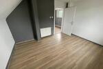 Etagenwohnung Remscheid - 7 Zimmer, 150 m&sup2;, 1.400&euro; | Angebot:25590552