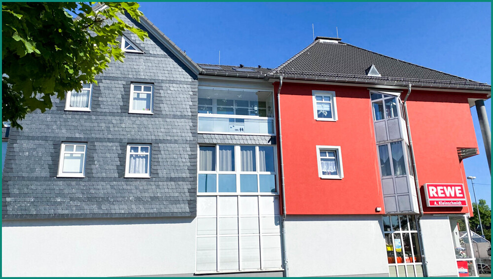 PROVISIONSFREI ! SEHR GUT GESCHNITTENE 3-ZIMMER-WOHNUNG MIT GARAGE IM STADTZENTRUM VON RADEVORMWALD - Etagenwohnung Radevormwald Innenstadt | Angebot:25542525