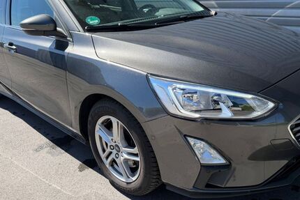 Ford Focus 87.522 km 11.250 &euro; Wuppertal 42285