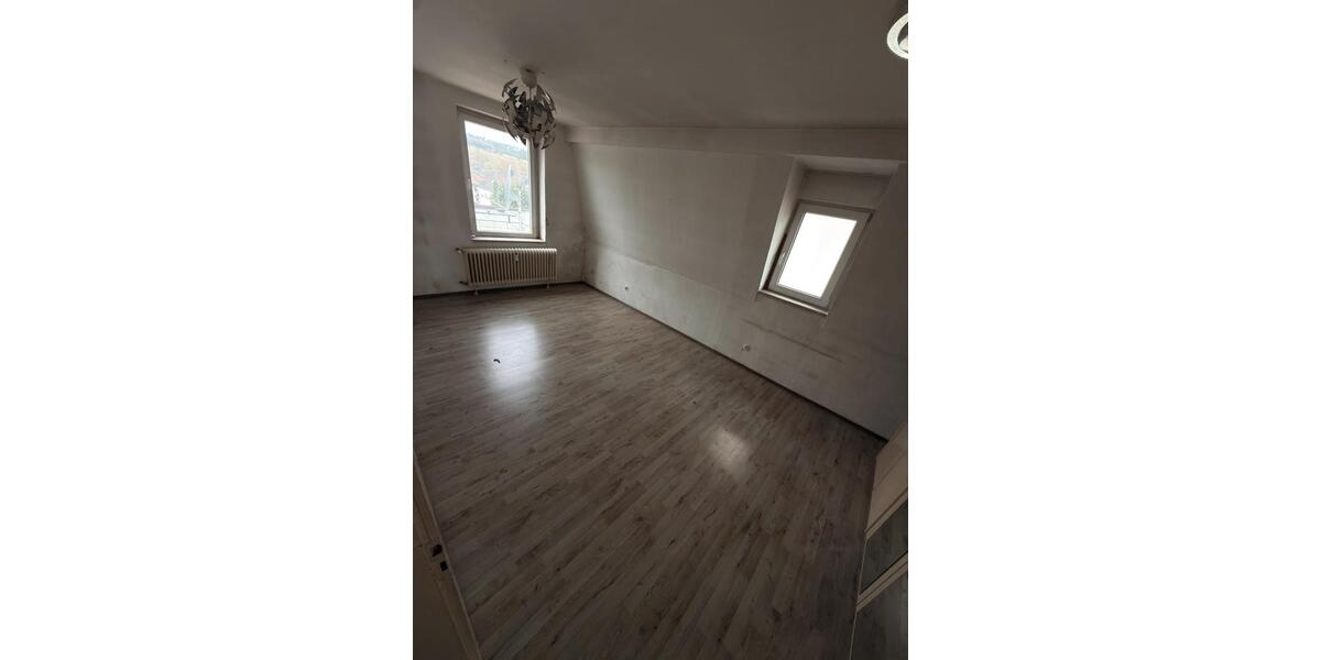 Etagenwohnung Menden (Sauerland) Berkenhofskamp - 3 Zimmer, 105 m&sup2;, 985&euro; | Angebot:26041672