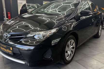 Toyota Auris 142.000 km 6.590 &euro; Unna 59423