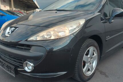 Peugeot 207 203.000 km 850 &euro; Holzwickede 59439