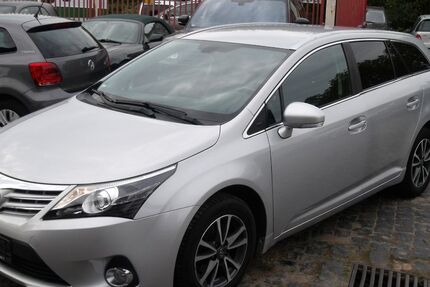 Toyota Avensis 52.400 km 11.850 &euro; Lünen 44532