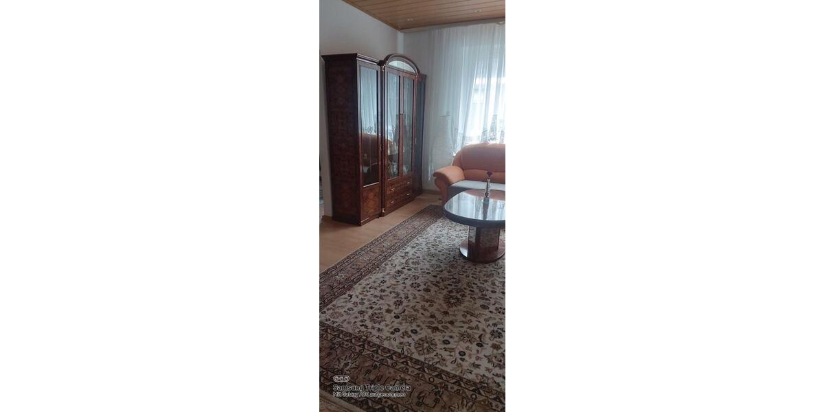 Etagenwohnung Wuppertal Arrenberg - 3 Zimmer, 90 m&sup2;, 900&euro; | Angebot:25340751