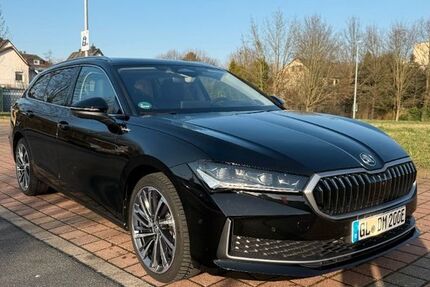 Skoda Superb 12.000 km 42.900 &euro; Hückeswagen 42499