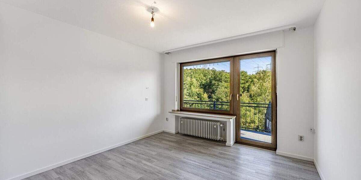 Einfamilienhaus Remscheid Lüttringhausen - 7 Zimmer, 230 m&sup2;, 576.000&euro; | Angebot:25862313