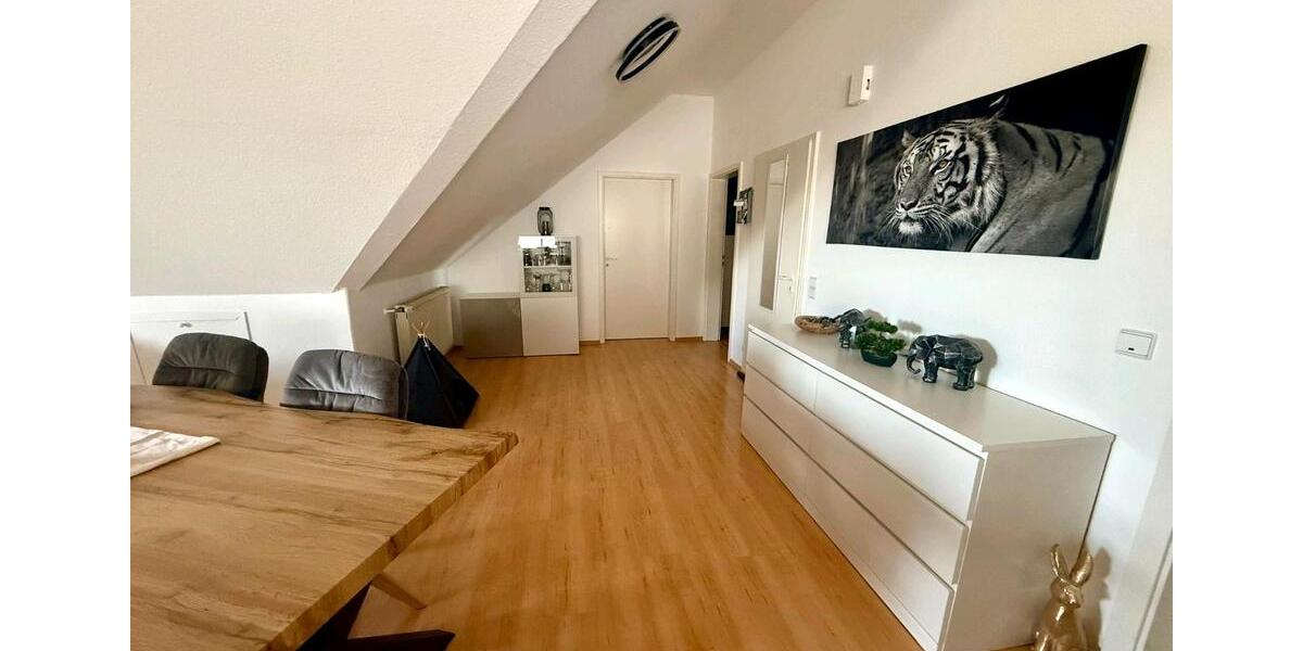 Dachgeschoßwohnung Kierspe - 3 Zimmer, 83 m&sup2;, 600&euro; | Angebot:26465590