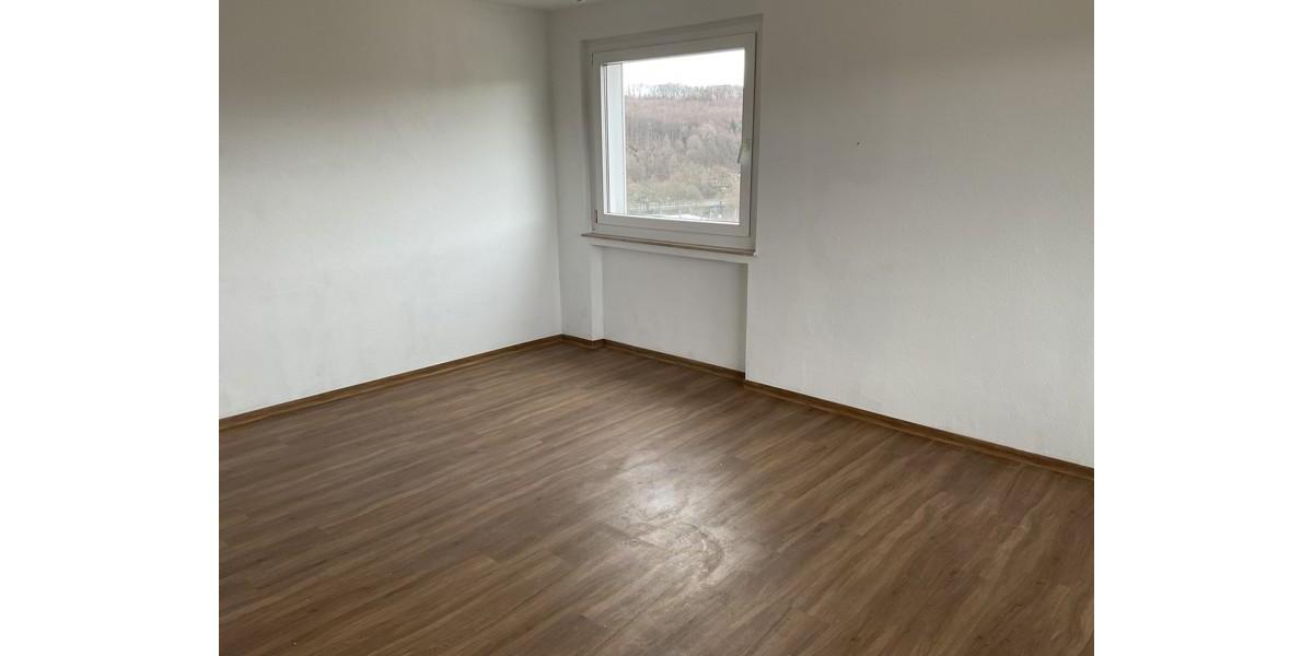 Etagenwohnung Iserlohn - 3 Zimmer, 79 m&sup2;, 584&euro; | Angebot:24912366