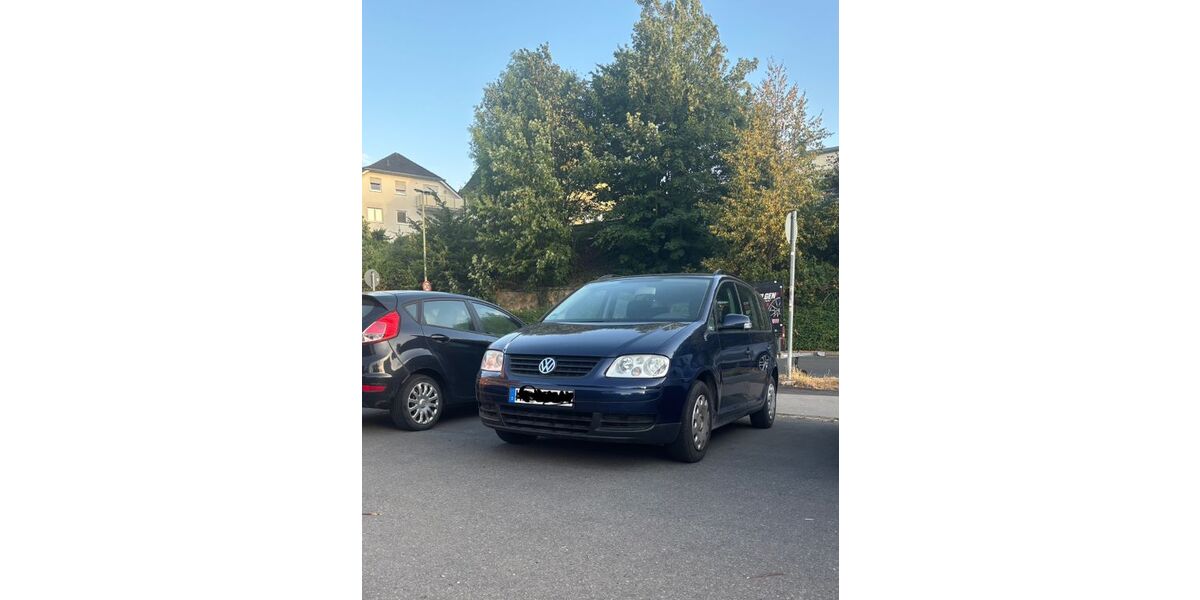 VW Touran 220.000 km 2.100 &euro; Hagen 58119