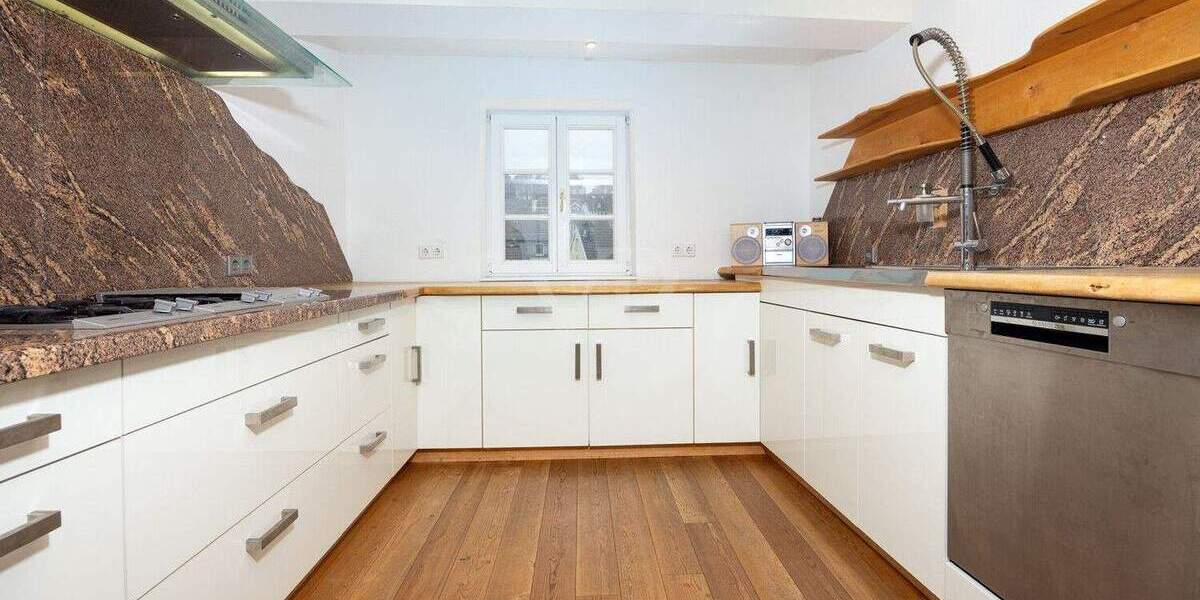 Einfamilienhaus Velbert Langenberg - 7 Zimmer, 216 m&sup2;, 465.000&euro; | Angebot:25815933