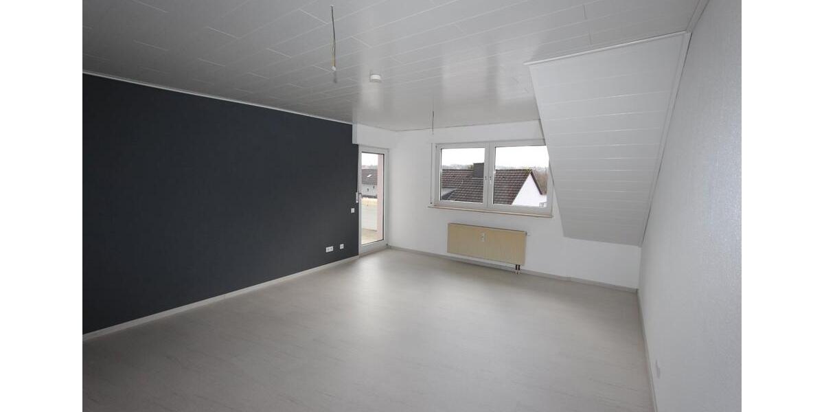 Dachgeschoßwohnung Lüdenscheid Staberg - 3 Zimmer, 79 m&sup2;, 710&euro; | Angebot:27624450